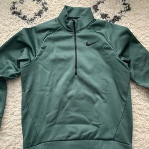 Nike pullover